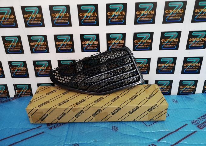 Решетка переднего бампера Правая Voyah Dream H56A2803004AA