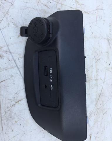 Разъем.AUX iPod USB KIA soul 2009-2014 961202K000