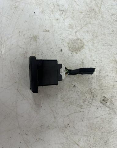 Разъем usb aus Kia ceed 2 JD 2012-2015 96120-A2000