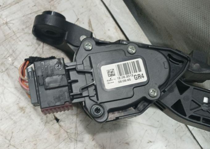 Педаль газа.Kia Sorento 2 XM 2009-2014 327002P240