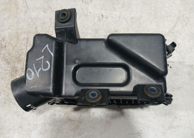 Корпус воздушного фильтра. Hyundai Getz 2005-2011 281000B400