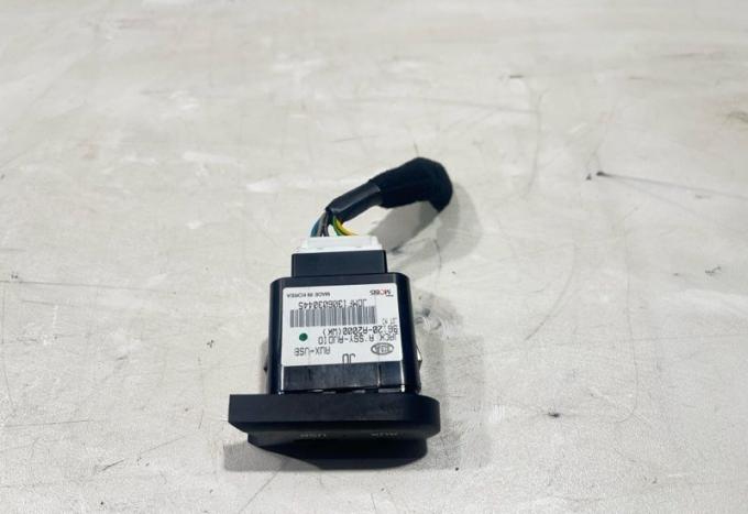 Разъем AUX USB Kia Ceed 2 2013-2018 96120A2000