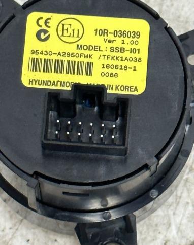 Переключатель start - stop Kia Ceed 2 JD 2012-2018 95430A2950