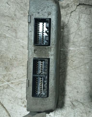 Блок электронный.Hyundai Elantra 2001-2003 954002D200