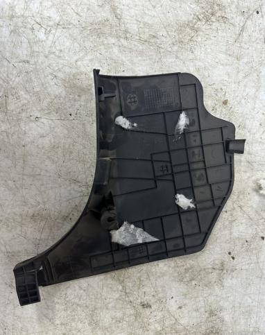 Накладка на порог правая Kia rio 3 2011-2014 85824-4Y000