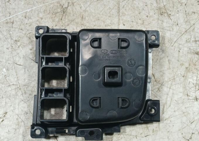 Блок кнопок.Kia Sorento 2 XM 2009-2014 846572P015