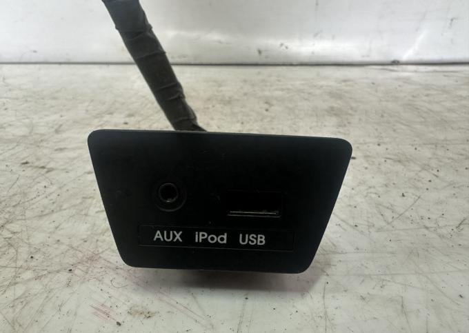 Aux USB разъем Hyundai ix35 2009-2013 96110-2s000