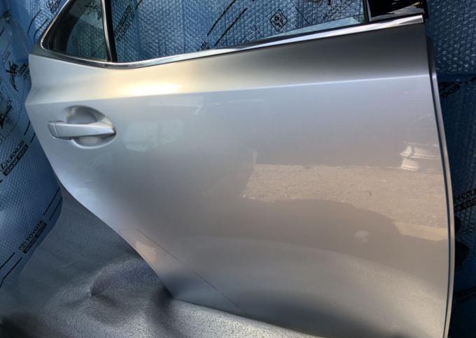 Задняя правая дверь Lexus IS 3 2013-2019 6700353070