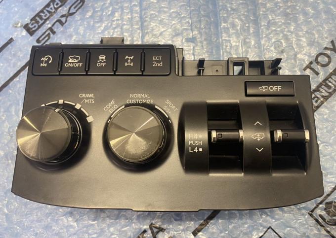 Панель управления Lexus LX 570 450D 8401060b60