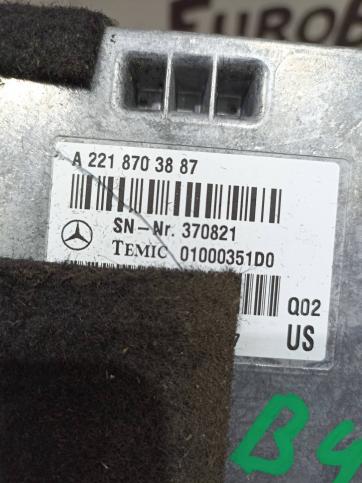 Блок голосовым управлением Mercedes W221 2218703887