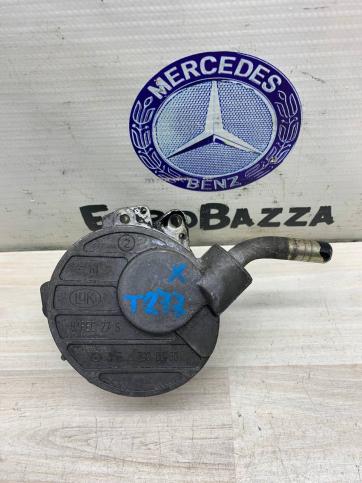 Вакуумный насос Mercedes Om612 A6122300065