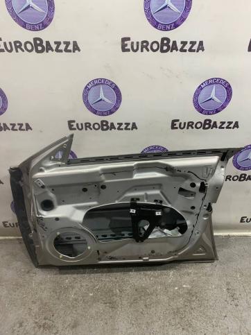 Дверь передняя правая Mercedes W219 A2197200205