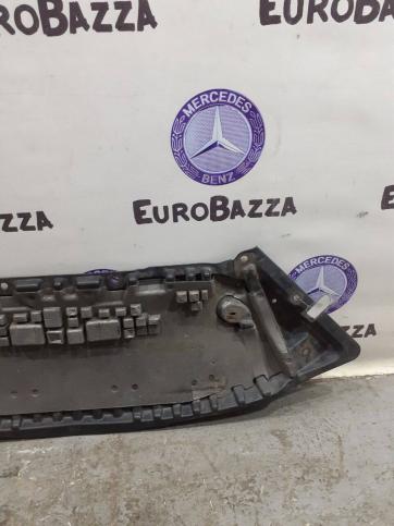 Защита переднего бампера Mercedes W204 A2045200723