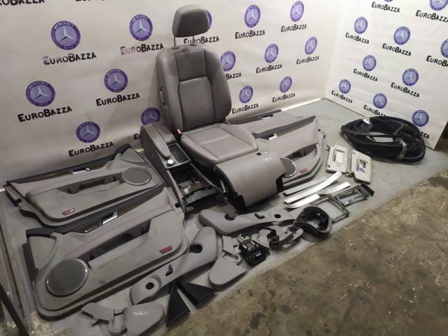 Водительское сидение Mercedes W204 A0000000000