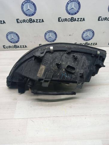 Фара правая Mercedes W639 Vito 6398202461