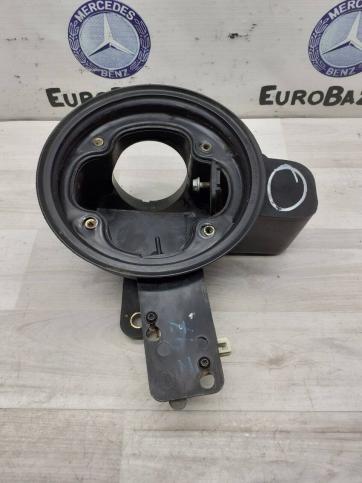 Корпус лючка бензобака Mercedes W163 A1636300567