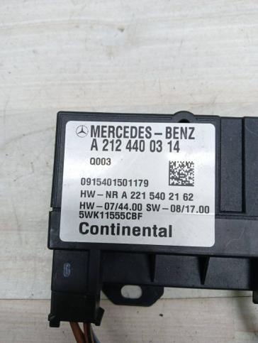 Блок управления топливным насосом Mercedes W204 A2124400314