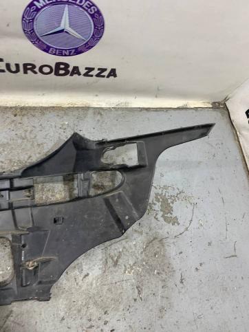 Правый каркас переднего бампера Mercedes R230 2308850465