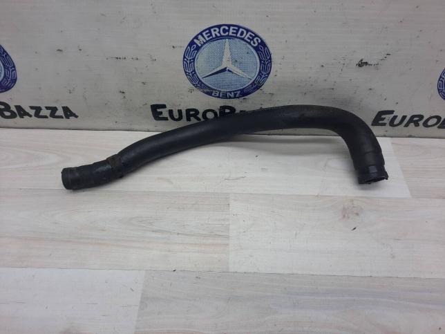 Патрубок отопителя Mercedes W219 A2118327794