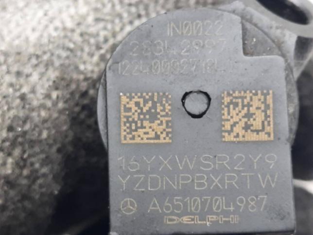 Топливная форсунка Mercedes Om651 A6510704987