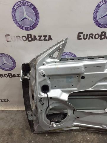 Дверь передняя правая Mercedes W219 A2197200205