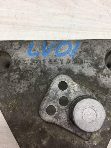 Кронштейн блока ABS Mercedes W638 Vito A9014310940