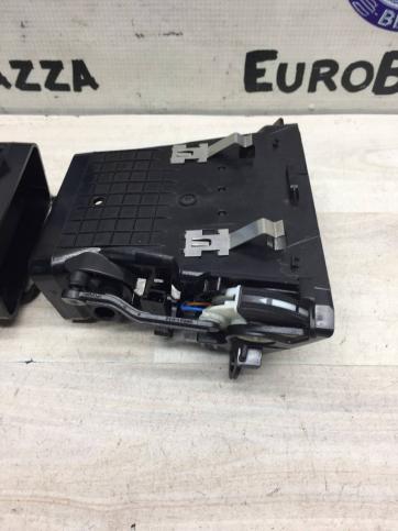 Дефлектор торпедо боковой Mercedes W212 A2128302554