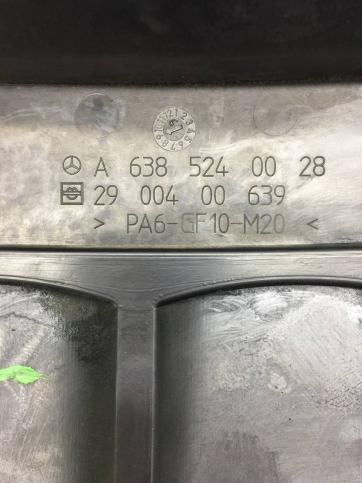 Крышка двигателя Mercedes W638 Vito A6385240028