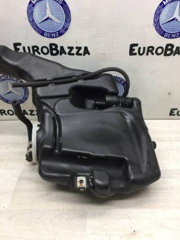 Бачок омывающей жидкости с обогревом Mercedes W212 A2048601860