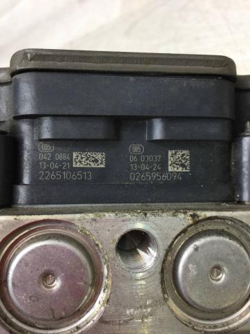 Блок ABS ESP Mercedes W212 A2124310848
