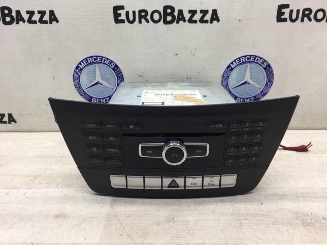 Магнитола Mercedes W204 A2049009510