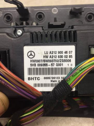 Блок управления климатом Mercedes W212 A2129004607