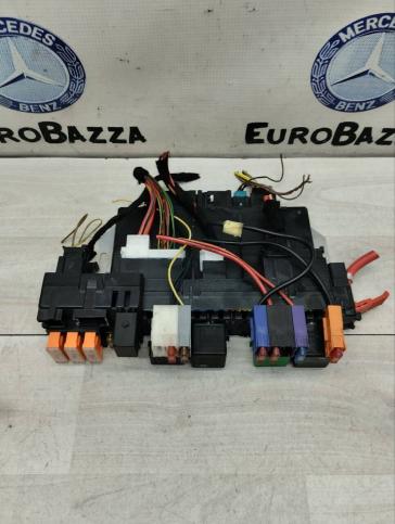 Блок предохранителей Mercedes W220 A0325458332