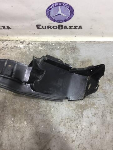 Подкрылок передний Mercedes W210 A2106988330