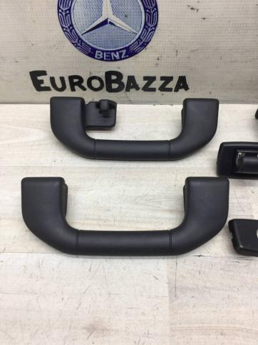 Ручка потолочная Mercedes W212 A2048100051
