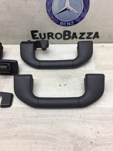 Ручка потолочная Mercedes W212 A2048100051
