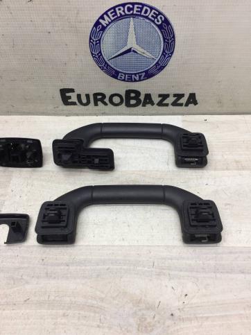 Ручка потолочная Mercedes W212 A2048100051
