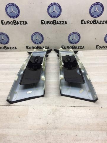 Накладка центральной стойки кузова Mercedes W212 A2126901926