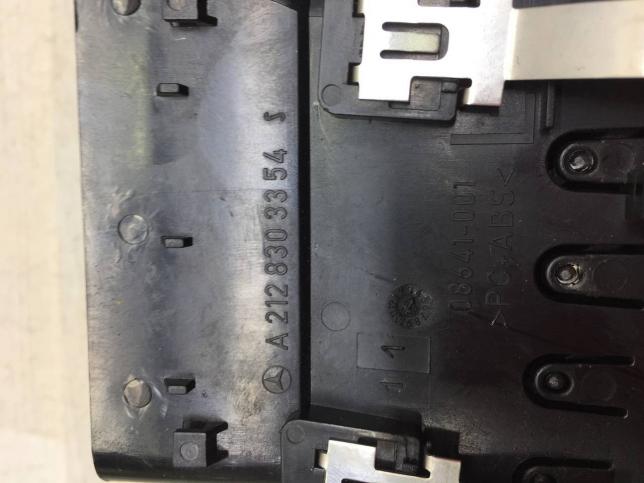 Дефлектор торпеды боковой Mercedes W212 A2128303354