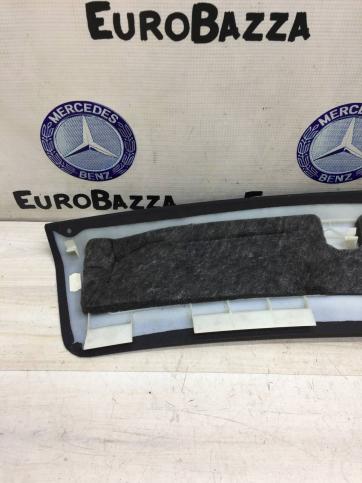 Накладка задней полки с индикатором Mercedes W212 A2126901650