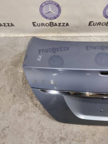 Крышка багажника Mercedes W211 A2117500275