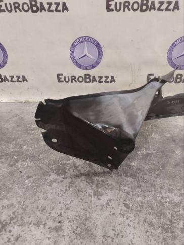 Подкрылок передний левый Mercedes R170 A1706980130