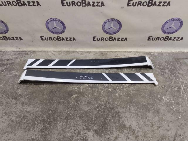 Молдинги заднего крыла Mercedes W639 Vito A6396913008