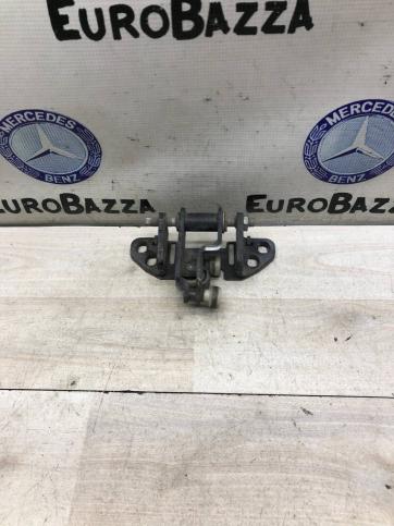 Ролик сдвижной двери Mercedes Sprinter W906 A9067800247