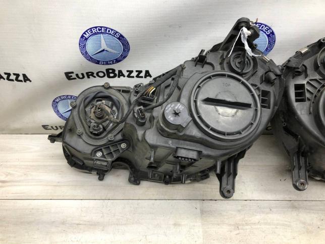 Фара ксеноновая Mercedes W211 A2118203261