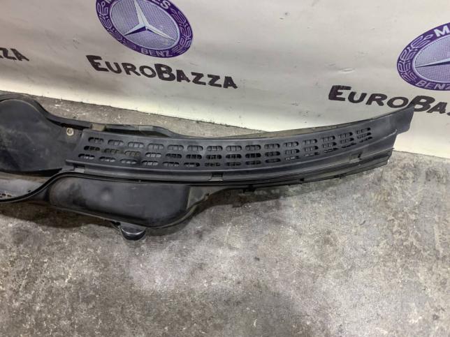 Жабо в сборе Mercedes W208 A2088300013