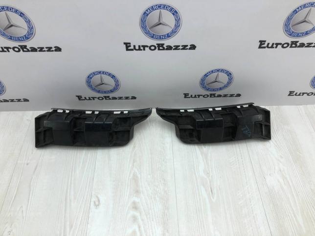 Кронштейн заднего бампера Mercedes W204 A2048800603