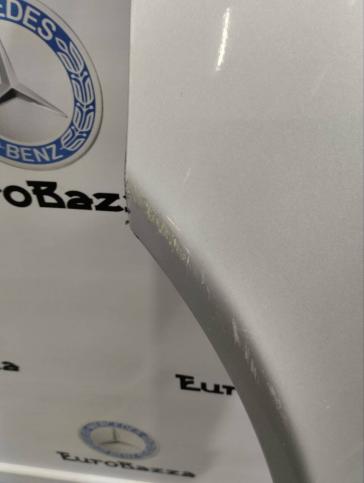 Крыло переднее левое Mercedes W211 A2118801318