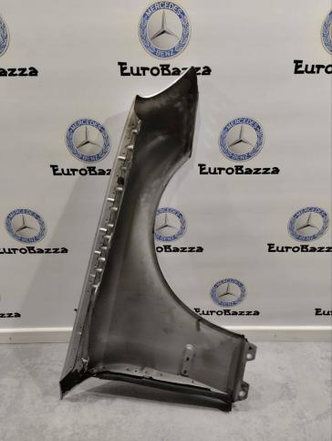 Крыло переднее левое Mercedes W211 A2118801318