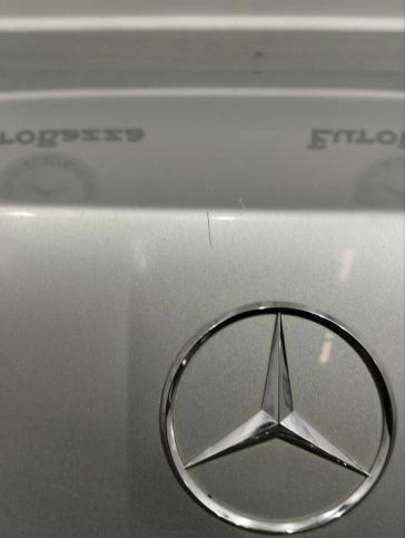 Крышка багажника Mercedes W221 A2217500275